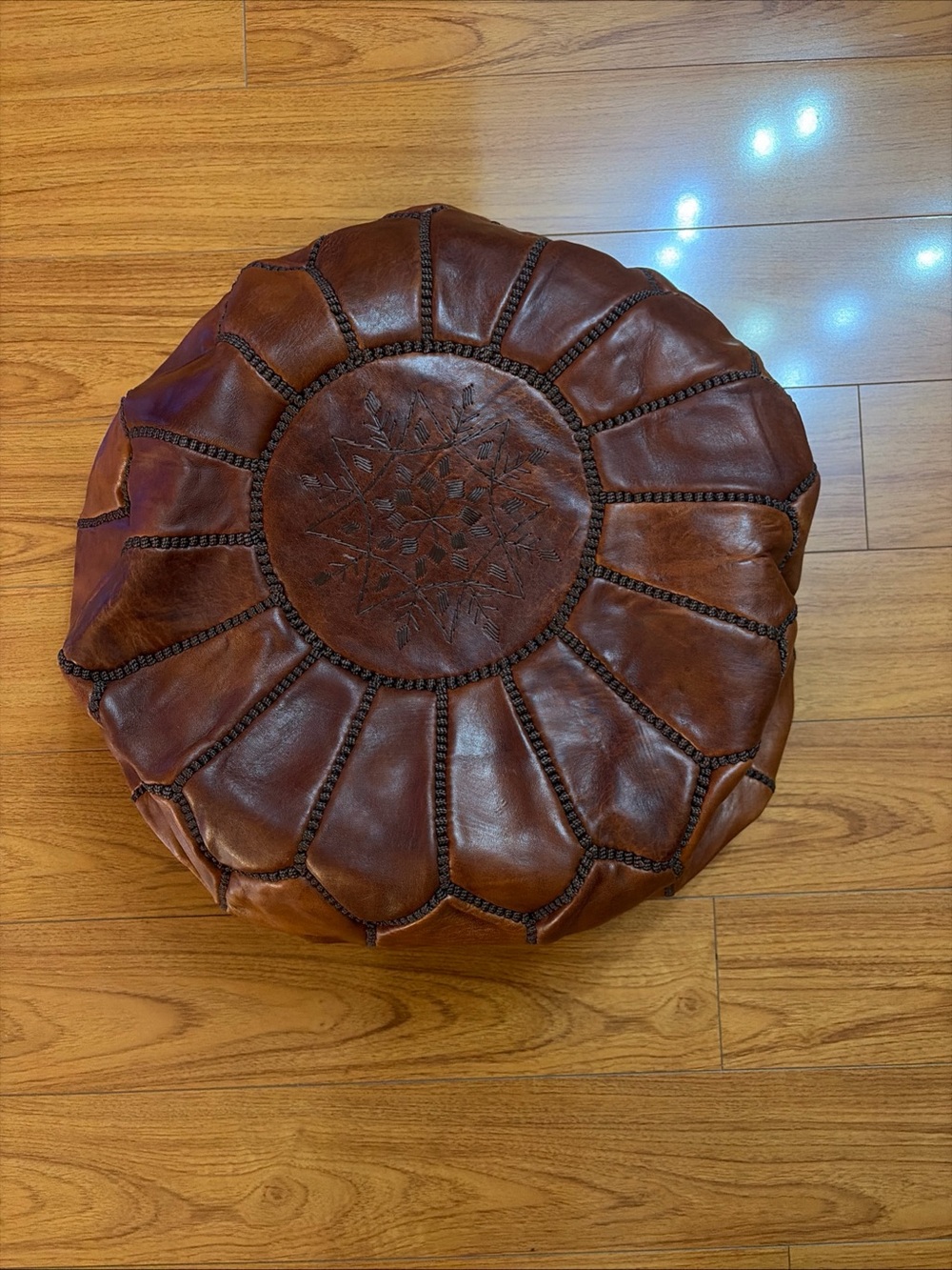 Artisanal Moroccan Leather Pouffe - Handmade Pouf - Delivered stuffed